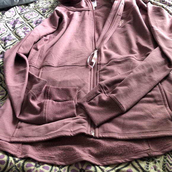 2/$10 Susan G Komen Earth Yoga zip up sweatshirt - Picture 5 of 9